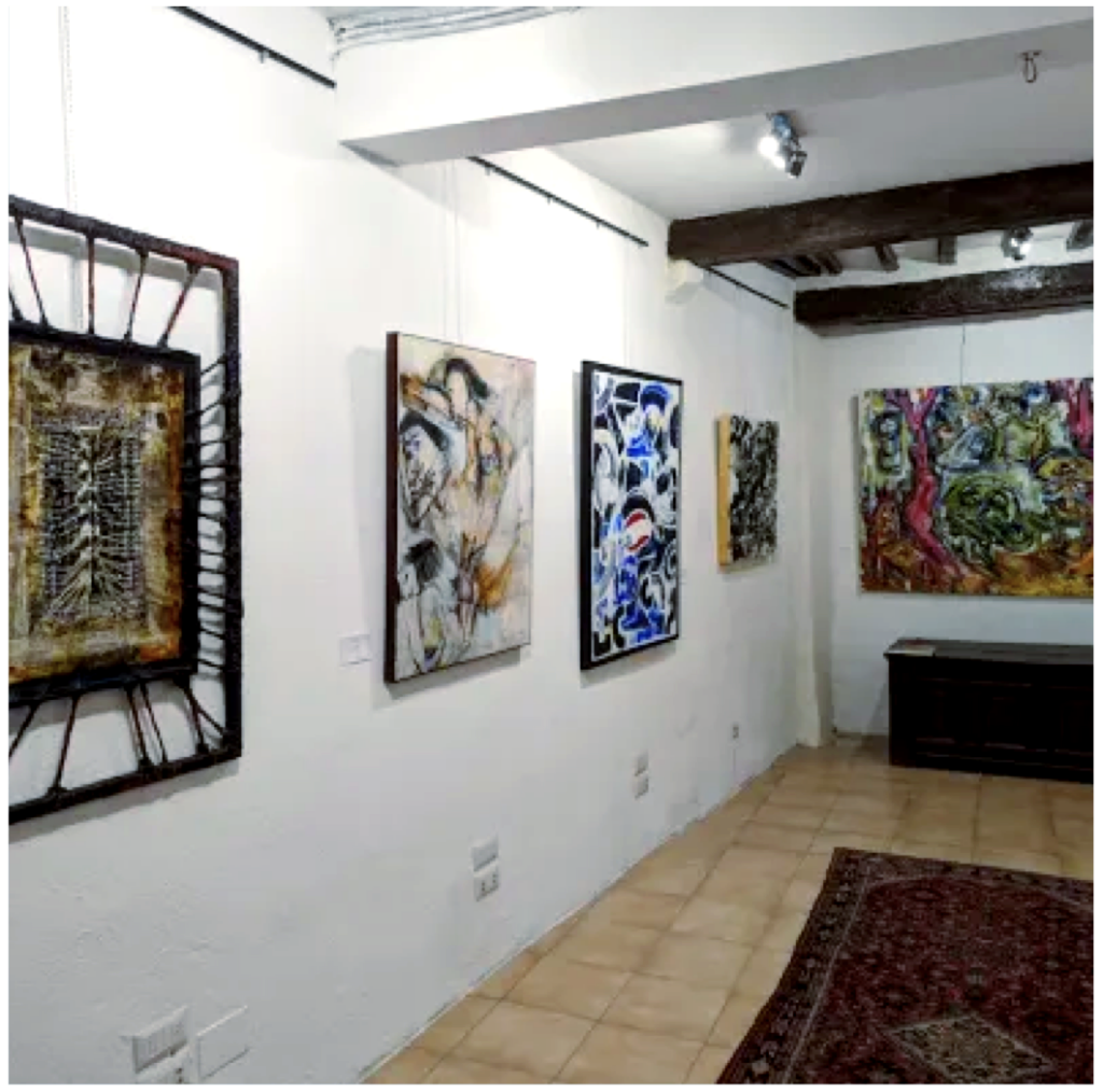 Image of the exhibition hall featuring the work "Reliquario Chirurgico 3" by Massimo Cravich, Chianciano Biennale 2022